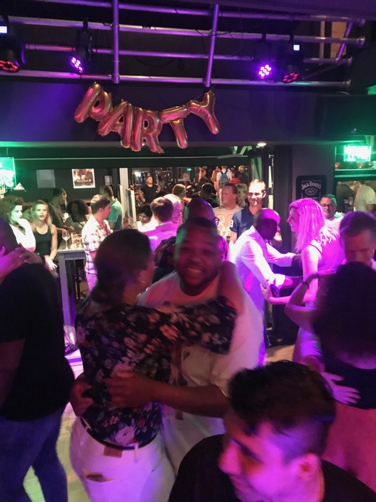 bachata hengelo- bachata dansen hengelo- bachata leren dansen- bachata les – kizomba-hengelo-Salsa hengelo